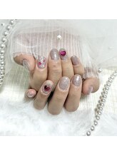 ミニョン(Minyon)/ピンクフラッシュネイル☆