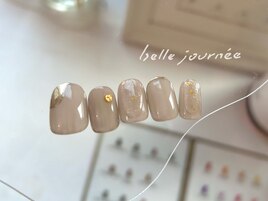 大人かわいいネイル:mikako