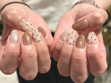 ネイルズ ララ(nails Lala)/ドットとマグネット