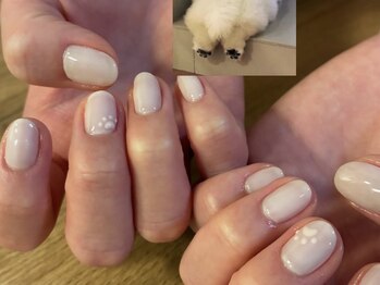 ohmy【ジャグアペイント/フィルイン/シンプル/持ち込み】の写真/短い爪だからこそ可愛い!お仕事や学校で長く伸ばせない方も、ちゅるんと映える絶妙カラーをご提案♪