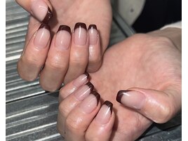 ベースカラー有りフレンチ