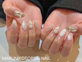 ワンカラーネイル＋パーツ