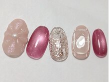 ネイルブレイク リリア(Nail Break lilia)/【初回オフ無料】フラワーネイル