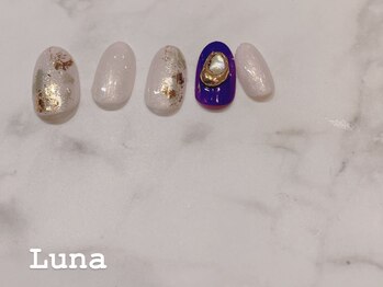 ネイルアンドまつ毛エクステ ルーナ イオン相模原店/定額8900　ニュアンスネイル