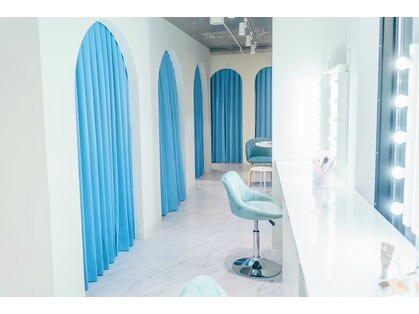 ドルフィン サロン(DOLPHIN salon)の写真