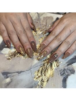 リノン(Linon)/金箔ネイル