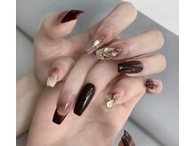 クイーンネイル 新宿(Queen nail)/長さ出し　デザイン放題