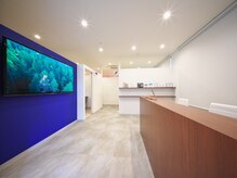 デェア コミータの雰囲気(広々とした清潔感ある入り口です。)