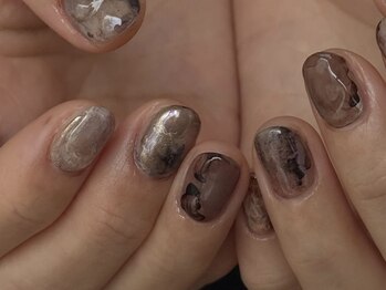 ロウイ(6ui.)/omakase design/8,000yen