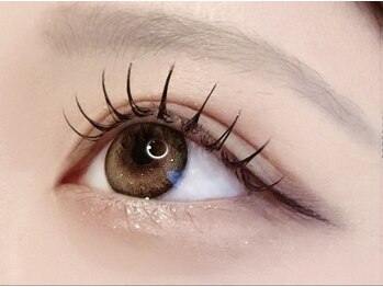 アイビーラッシュ 藤沢店(Eye be Lush)の写真/【何度も鏡を見たくなる目元に♪】実力派スタッフが勢ぞろい！卓越した技術と丁寧な施術でモチの良さ◎
