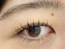 目元のオシャレにもこだわりたい♪