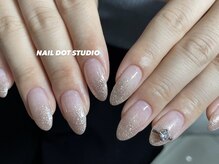 ネイルドットスタジオ 堺筋本町(NAIL DOT STUDIO)/ラメグラ