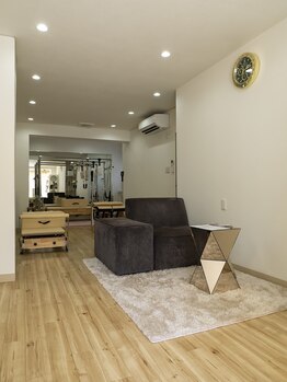 エレグラム(Elegram)/