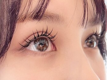 リフティ 小倉到津(Lifty)の写真/【実力派スタッフによる施術でモチ&満足度◎】パーマもエクステも嬉しい"日が経っても崩れない"を実現♪