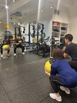 ザ ベース(the BASE)/脚のトレーニング