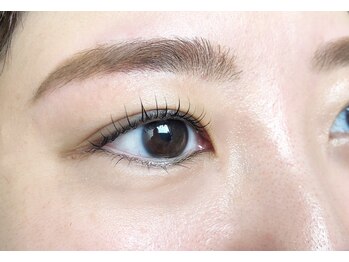 テイラー(Taylor)/美眉スタイリング×まつ毛カール