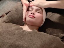 陣中のほぐし屋さんの雰囲気（フェイシャルもあります♪）