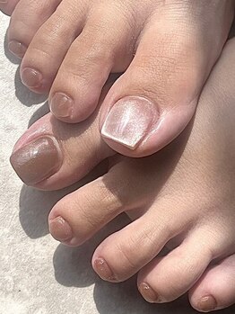 サロンズ ラビット(salonsRABBIT.)の写真/《足先を出す季節到来！オシャレは足元から》お気に入りのコーデに合わせて足先に華やかさをプラス♪
