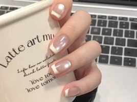 フレンチ×マグネットネイル