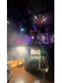 ナナネイル(7.Nail)&nbsp;休日はシーシャカフェやバーに行くことがすきです♪