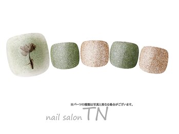 ティーエヌ TSUTAYA阪急伊丹駅前店/10月フット6900円→オフ込4500円