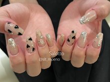 サロット バイ レガーレ(Salotto by Legare)/