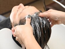 ラウナ(launa)の雰囲気（ドライヘッドスパ、シャンプー台でのスパもやってます。）