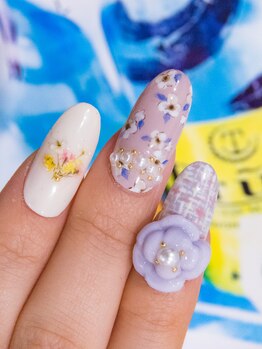 カラーズ 浜松店(colors)/ツイード×花柄で大人清楚に♪