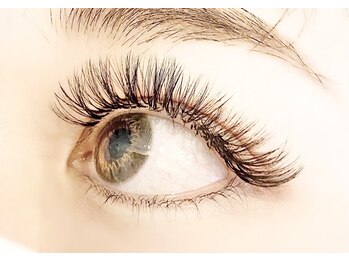 クルミナージュ(Kuruminaaje)/ボリュームラッシュ