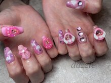 ダズル(dazzle)/たまごっちネイル