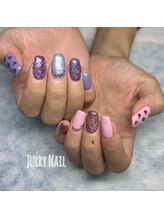 ジュリーネイル 所沢店/キラキラハートネイル