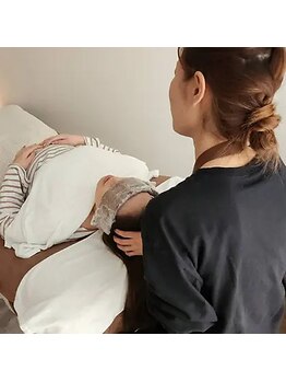 ほこほこへっどの写真/心地よい指の圧で頭皮の血行促進！スマホやパソコンで目・首・肩がお疲れの方におすすめです☆