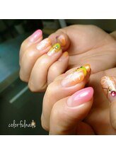 カラフルネイルズ/伸びても美しく