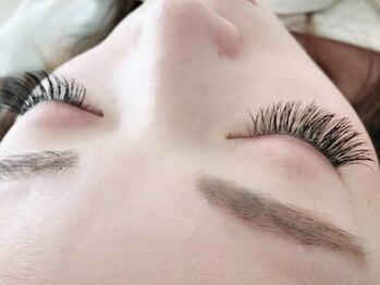 パールビューティーラッシュアンドネイル(Pearl Beauty Lash nail)/フラットラッシュ