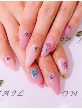 オンネイル(on nail)/