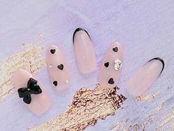 ネイルサロン ラグゼ(Nail salon Luxe)/ブラックリボン×ハート