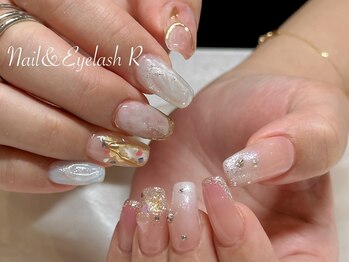 ネイルアンドアイラッシュサロンR/アシメトリーネイル