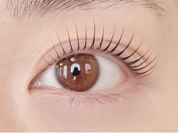 ミラー(MIRROR)の写真/【圧倒的にモチがいいまつげパーマ♪】丁寧なカウンセリングと施術で、あなたの理想のお目元をご提案◎