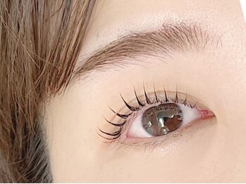 エンヴィバイコスメーア(Envy by Cosmea)の写真/《大人女性から口コミ4.8》約4週間【黒さ】が続く韓国発!最強マスカラパーマorマツエク+アイブロウが人気☆