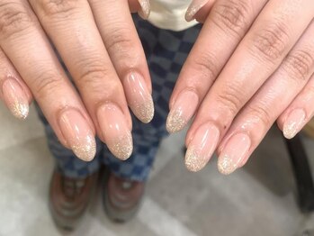 アングゥ ウル(ungu ul)/ラメグラデーション