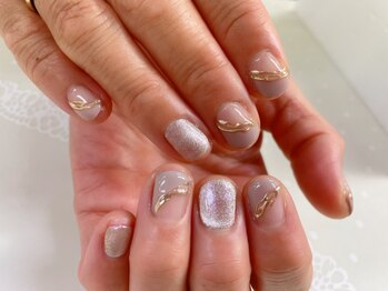 ネイルサロン ティアラリュクス 市川北口店(Tiara Luxe)/マグネットミラーネイル