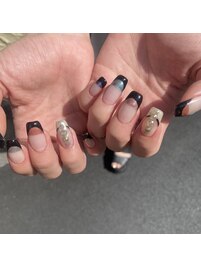 ミラーネイルフレンチネイル