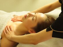 ラボヌール(La Bonheur)/オイルデコルテ