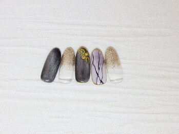 ティーエヌ 名古屋矢場町店/デザインネイル¥6980