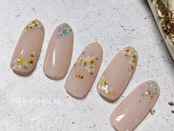 ネイルプランニング(Nail-Planning)/の手書きの押し花ネイル