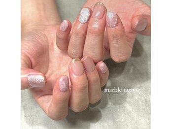 エーアンドエー 蕨店(A&A)/大理石×ミラー×マグネット