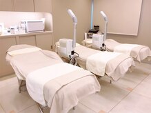 広々とした店内でお待ちしております♪