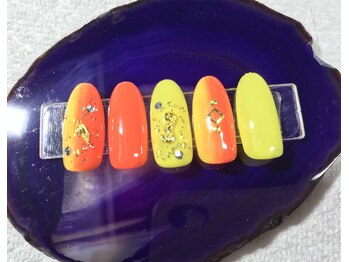 マニー(Manee)/ネイル