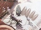 8月華やかアート1