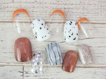 ネイル アンド アイラッシュ ニコニコ(niconico)の雰囲気（オフ込☆ワンカラー￥3900/定額プチArt￥5200）
